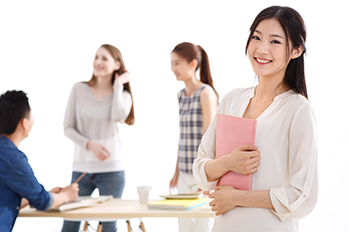 想出国留学，多伦多大学，皇后大学和UBC要怎么选择呢？