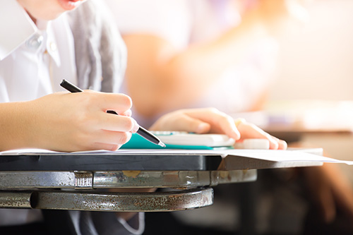 去加拿大留学选择麦吉尔大学怎么样？麦吉尔大学有哪些优势呢？